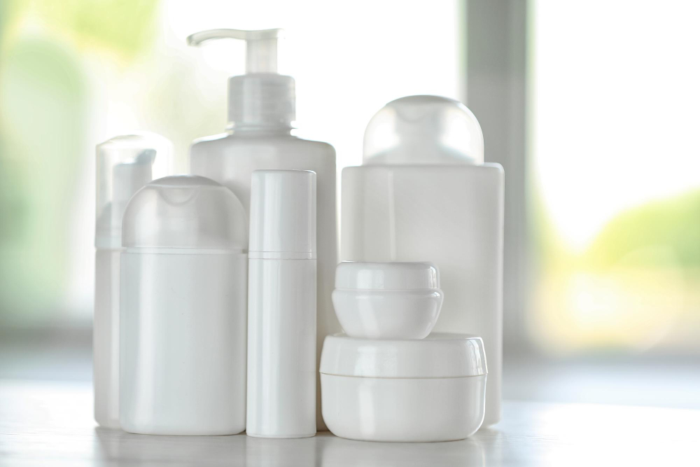 Pantone Cloud Dancer 2026 - How Will the New Colour of the Year Impact Cosmetic Packaging?